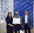 Глава Кумылженского района вручил свидетельства на приобретение жилья трём молодым семьям